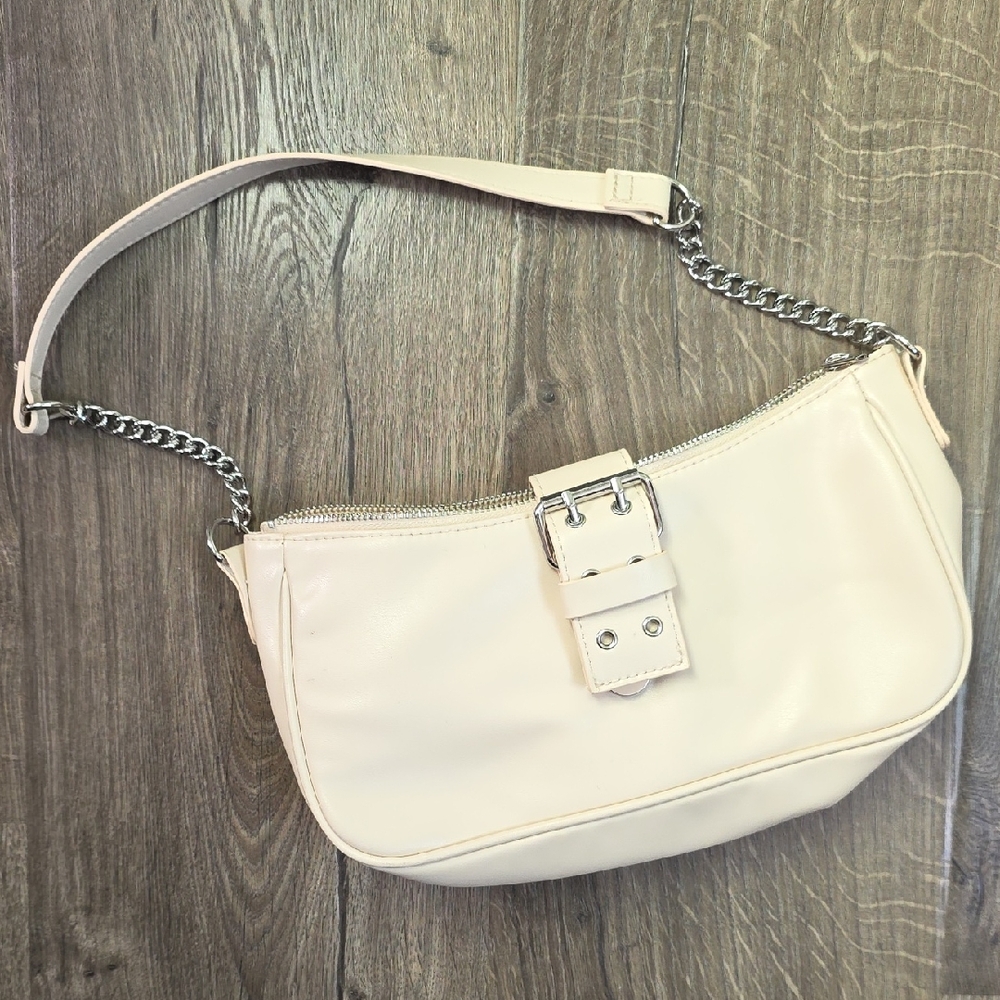 Elegant Cream Shoulder Bag
